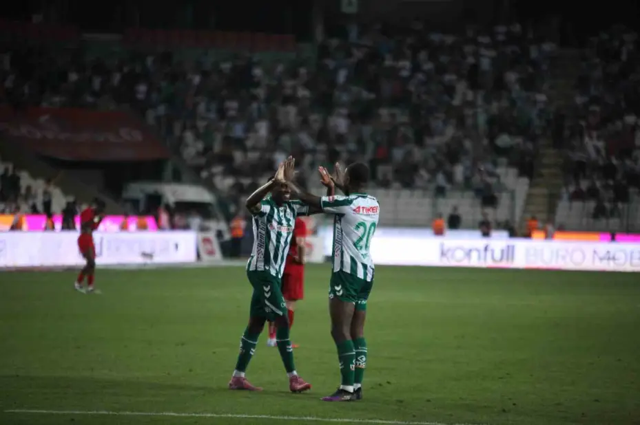 Trendyol Süper Lig: Konyaspor: 3 - Gaziantep FK: 0  (Maç sonucu)