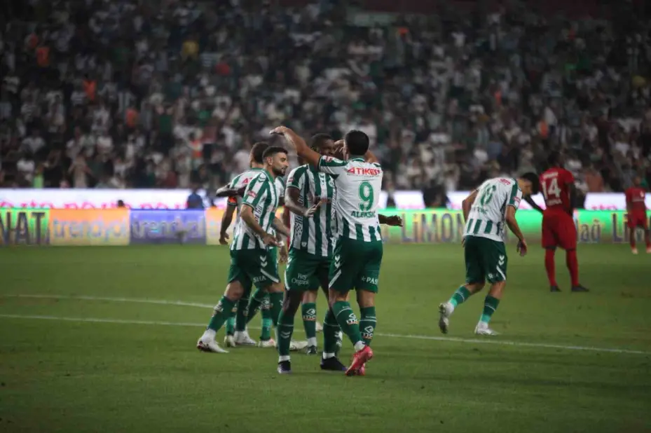 Trendyol Süper Lig: Konyaspor: 3 - Gaziantep FK: 0  (Maç sonucu)