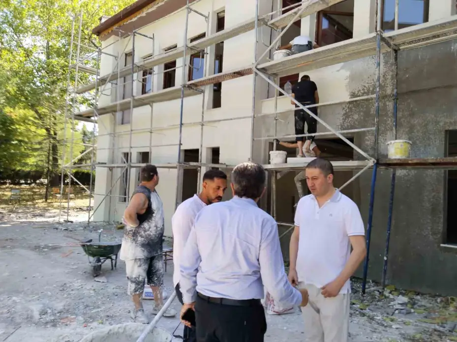 Öğrencileri daha konforlu karşılamak için Bala Hatun Yurdu yenileniyor