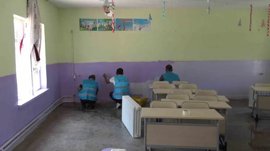Karaman’da yükümlülerden eğitime anlamlı destek