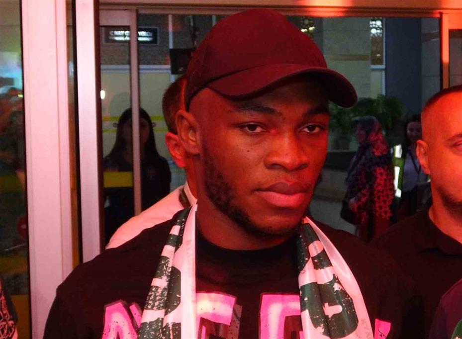 Konyaspor’un yeni transferi Jackson Muleka, Konya’ya geldi