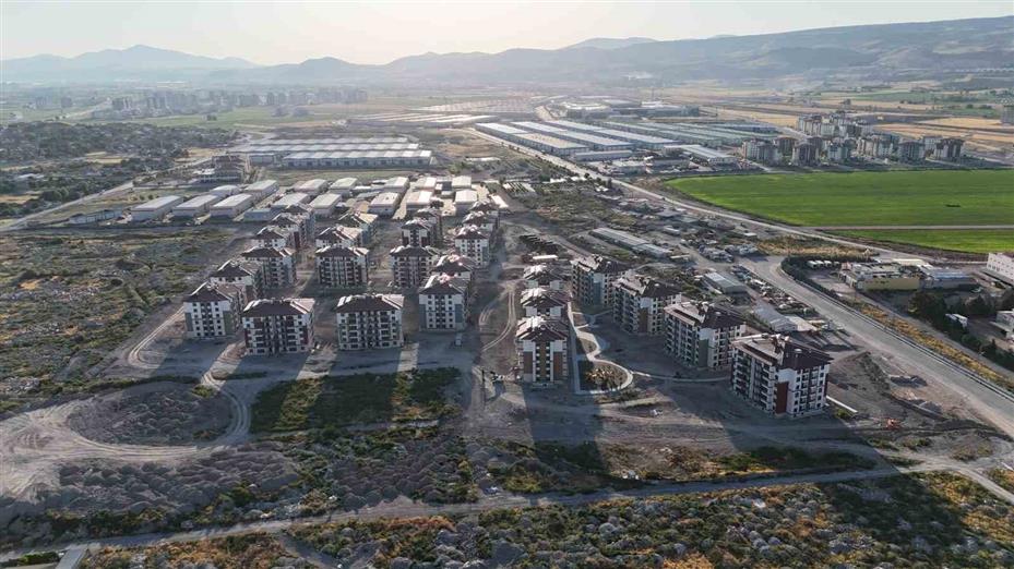 Başkan Büyükkılıç’ın Oruçreis’te 3 milyar TL’lik kentsel dönüşüm projesi hızla ilerliyor