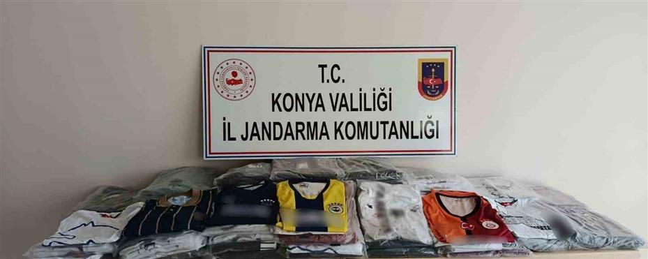 Sahte tişört satıcılarına operasyon