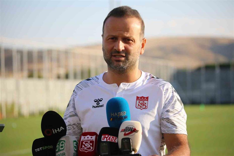 Osman Zeki Korkmaz: "Amed deplasmanı zor geçecek"
