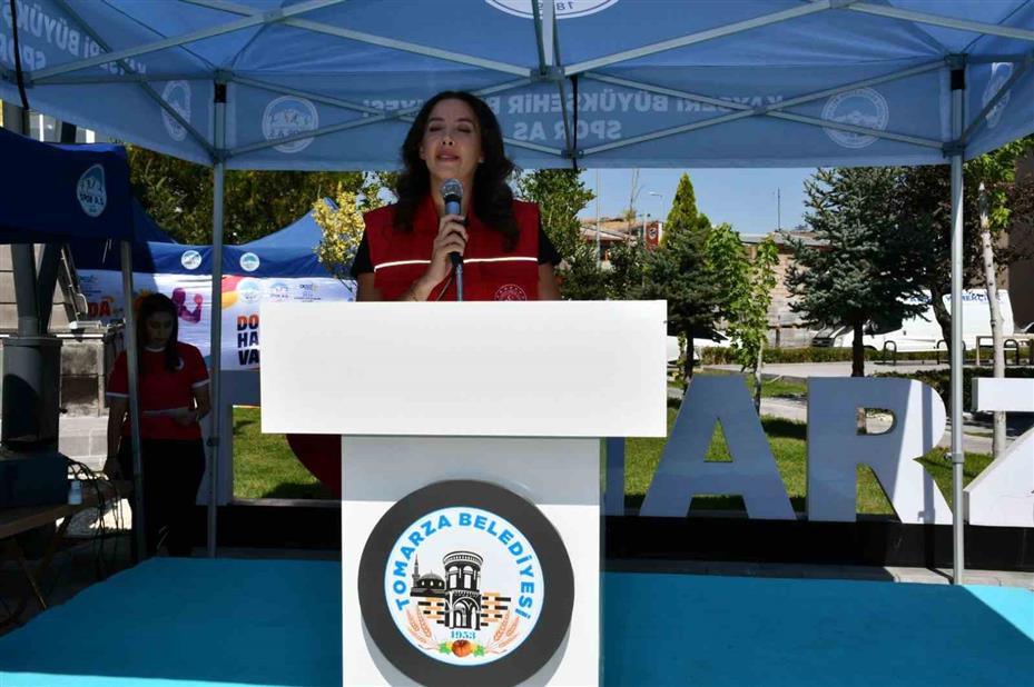 Tomarza’da "Bağımlılıkla Mücadele Yürüyüşü" düzenlendi