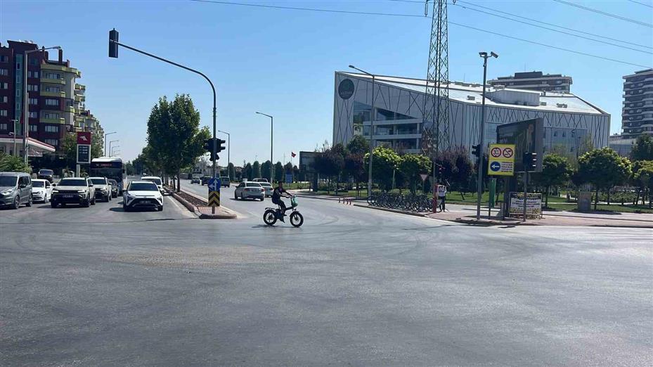Konya’da kaza anları kameraya yansıdı