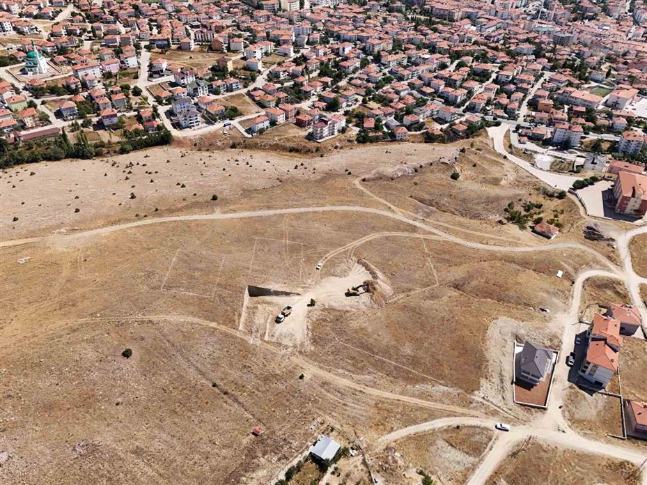 Akdağmadeni’nde TOKİ konutları inşaatı başladı