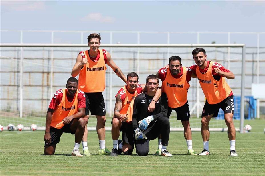Sivasspor’da Amed maçının hazırlıkları sürüyor