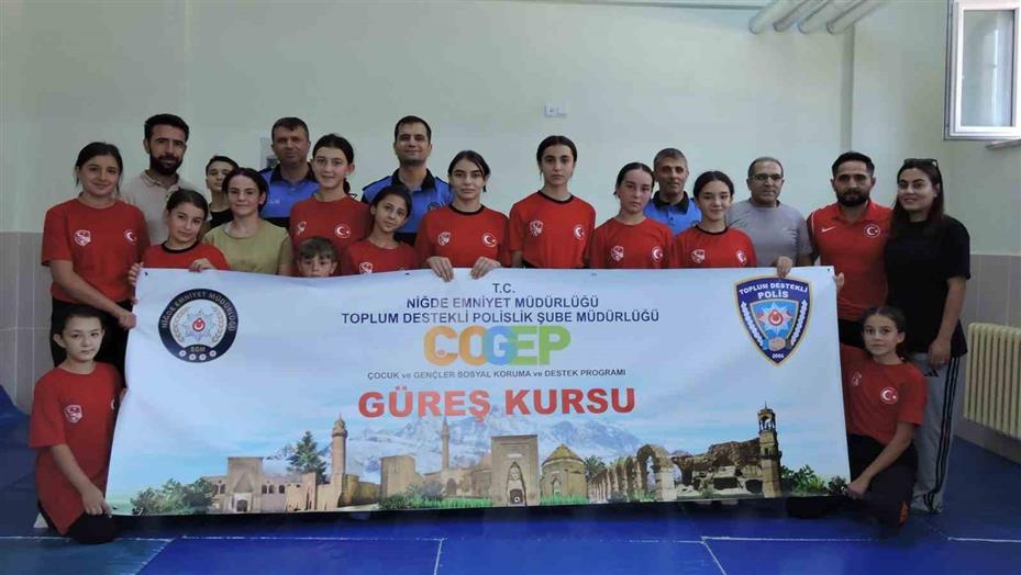 ÇOGEP projesiyle Niğdeli gençler yeteneklerini geliştiriyor