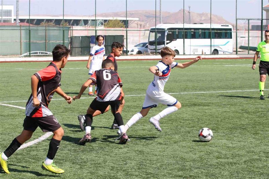 4. geleneksel U12 Sivasspor Cup başladı