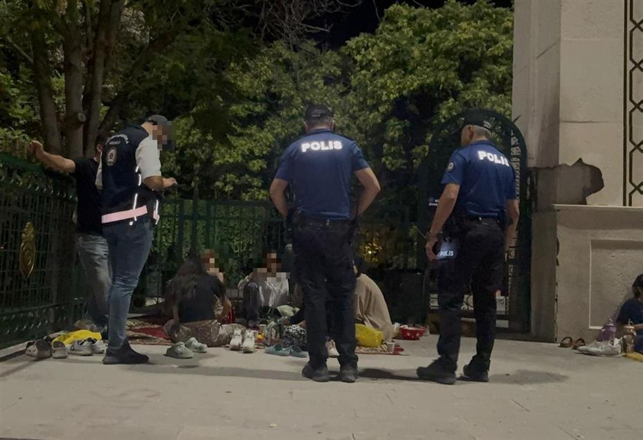 Polis ekipleri park uygulamalarını sürdürüyor