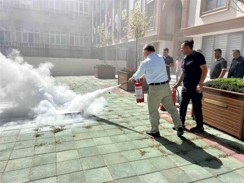 İl Müftülüğü’nde afet ve yangın farkındalık eğitimi