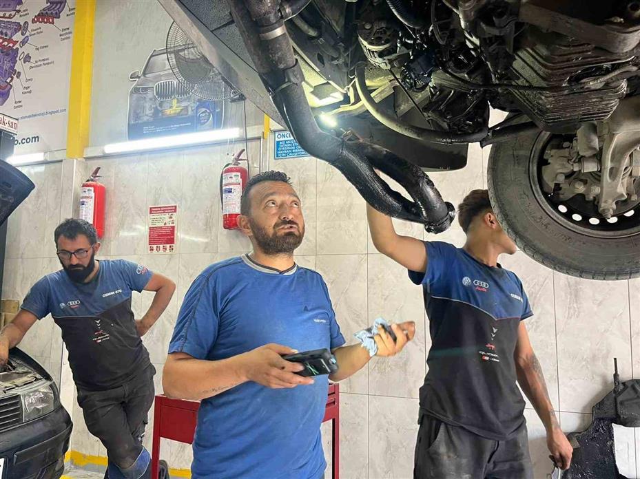 Hava sıcaklıkları araç sahiplerinin cebini yakabiliyor