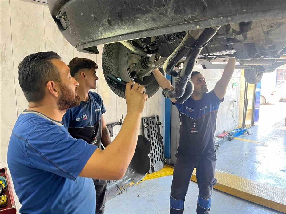 Hava sıcaklıkları araç sahiplerinin cebini yakabiliyor