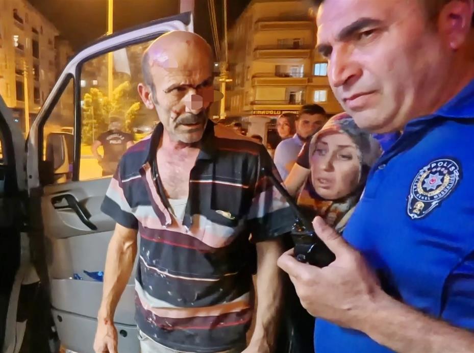Dayak yemek için "Vur" dedi, dayak atıp gözaltına alındı