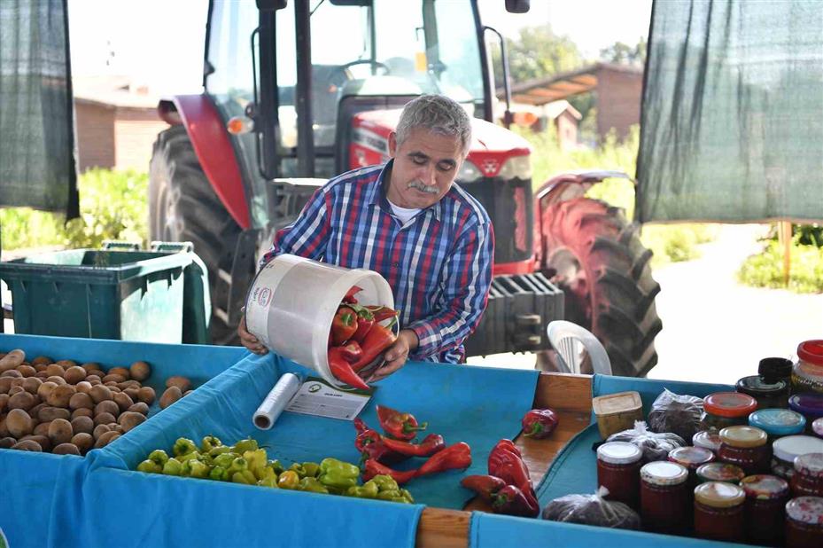 Doğal Ürünler Bahçesi ve Pazarı’na yoğun ilgi