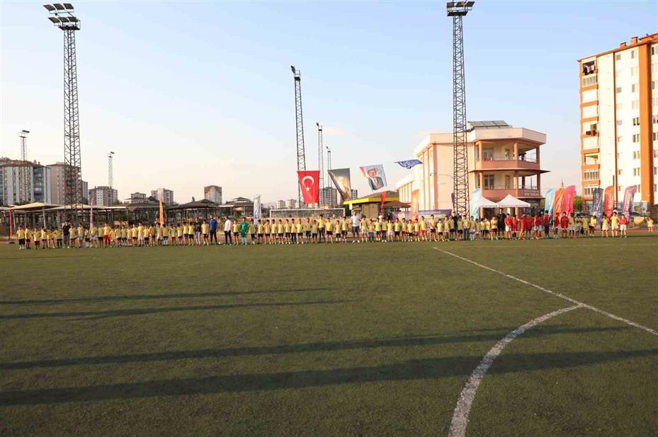 Melikgazi Belediyesi Tesisler Arası Futbol Turnuvası’nın şampiyonu belli oldu