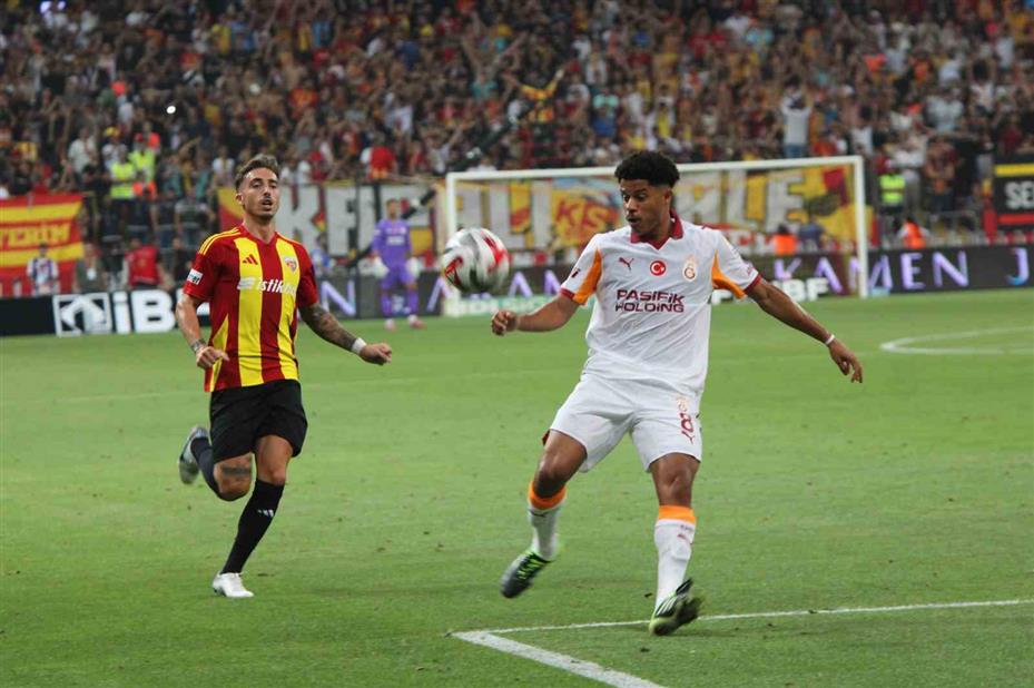 Trendyol Süper Lig: Kayserispor: 0 - Galatasaray: 1 (İlk yarı)