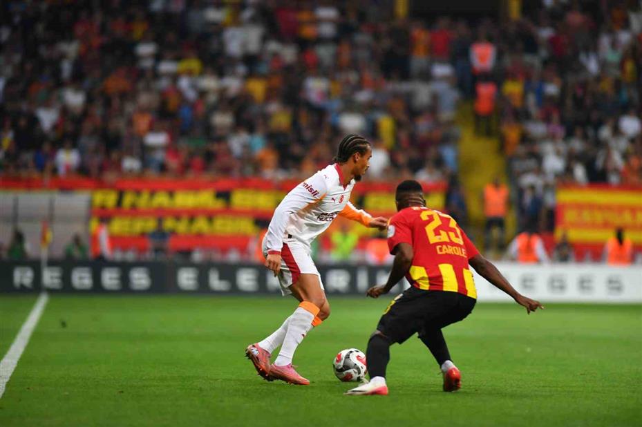 Trendyol Süper Lig: Kayserispor: 0 - Galatasaray: 1 (İlk yarı)