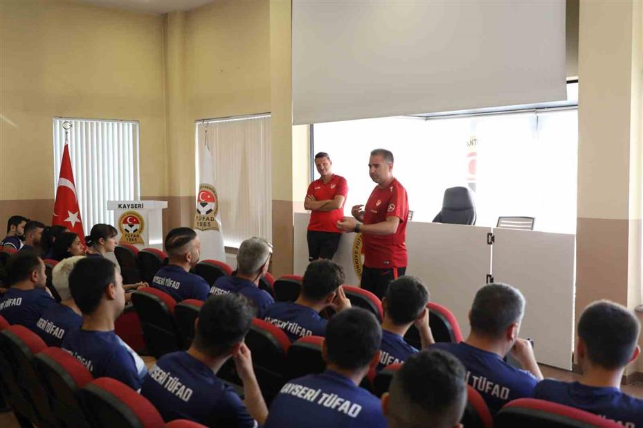 UEFA C Lisans Antrenör Eğitim Programı Kayseri’de başladı