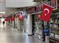 Taşbaşı Çarşısı’ndaki dükkanlar Türk bayrakları ile donatıldı