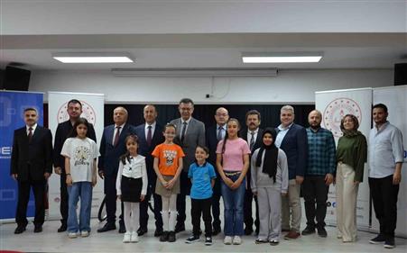 Çocukların enerji tasarrufu duyarlılığı kalem ve fırçalarla hayat buldu