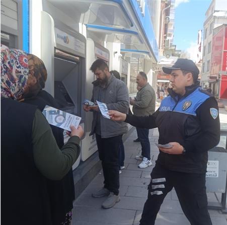 Niğde’de öğrencilere güvenlik eğitimi, vatandaşlara dolandırıcılık uyarısı yapıldı