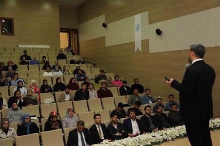 NÖHÜ’de ’Vakıf Kuran Kadınlar’ anlatıldı