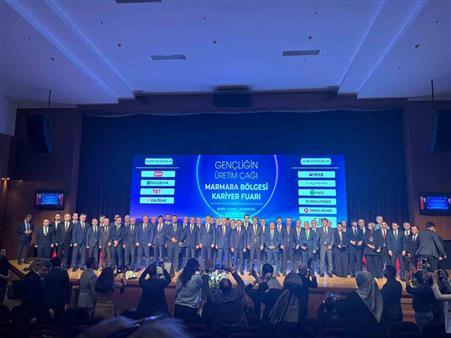 Anadolu Üniversitesi öğrenci ve mezunları MARMARAKAF’26’da sektör temsilcileriyle buluştu