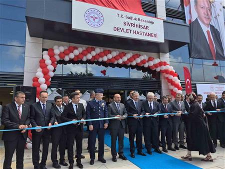 Sivrihisar Devlet Hastanesi, düzenlenen törenle açıldı