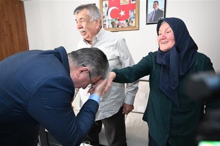 Vali Yılmaz’dan Şehit Hava Teknisyen İlyas Kaya’nın ailesine bayram ziyareti