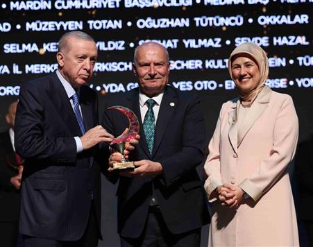 ATO’ya Kızılay’dan anlamlı ödül