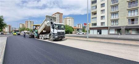 Melikgazi Belediyesi, Yıldırım Beyazıt Mahallesi’ne yaptığı yeni yol ile ulaşımı rahatlatacak