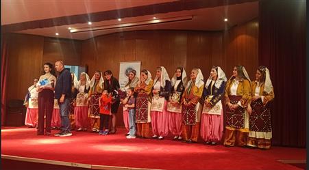 ESSİVDER Halk Oyunları Topluluğu yılsonu gösterisi yoğun ilgi gördü