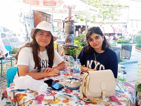 Öğrenciler okudukları romanlardaki mekânları Ankara’da gezip gördü