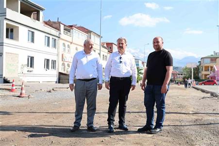 Melikgazi Belediyesi’nden 4 mahalleye asfalt atağı