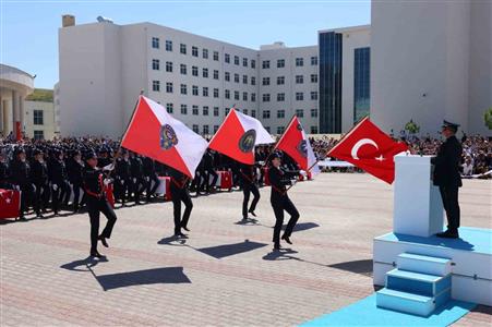 Akyurt Polis Meslek Yüksekokulu’nda mezuniyet coşkusu