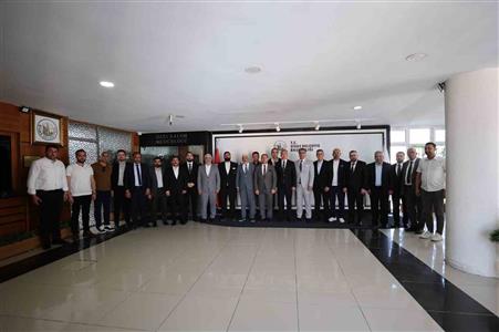 İş adamı Eken: "Şehri ortak akılla yöneteceğiz"