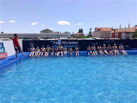 Tomarza’da yaz spor okulları coşkusu