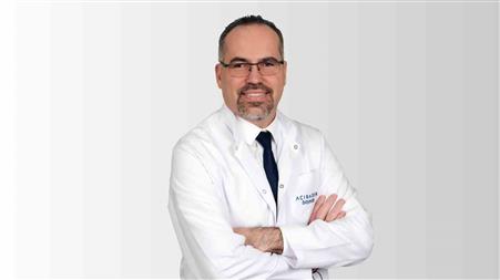 Acıbadem Kadın Hastalıkları ve Doğum Uzmanı Dr. Ertan Öztürk: "35 yaşın altındaki kadınlarda gebelik oluşmuyorsa değerlendirme yapılmalıdır"