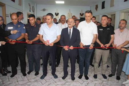 Kadınların ürettiği ürünler sergide toplandı