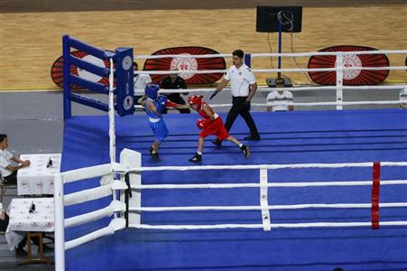Sivas’taki boks şampiyonası sürüyor