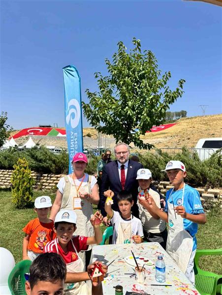 YEE, Malazgirt Zaferi’nin 955. yılında Ahlat’ta ziyaretçilerle buluşuyor