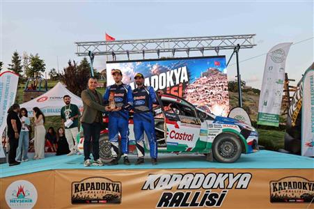 Castrol Ford Team Türkiye’den Kapadokya Rallisi’nde duble podyum