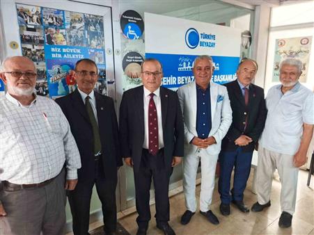 Kırşehir Beyazay Derneği sivil toplum çalıştayına katıldı