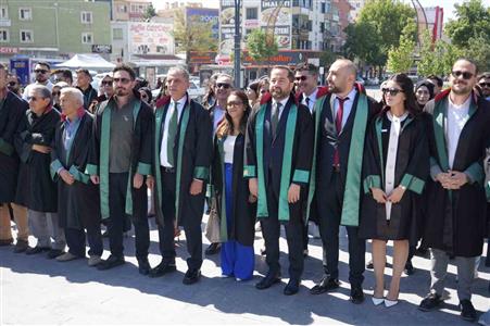 Öztürk: "Avukatlar adil yargılamanın ayrılmaz parçasıdır"