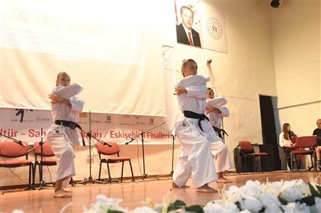 Eskişehir’de Gençlik Yaz Kulübü Kapanış Şenliği düzenlendi