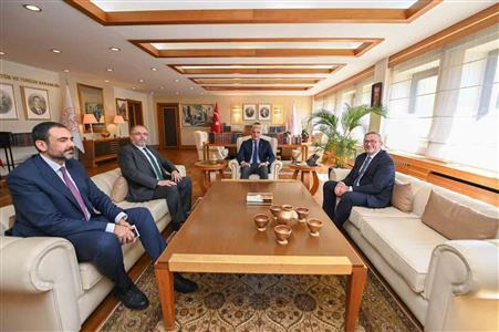 Bakan Ersoy, MSÜ Rektörü Afyoncu ile bir araya geldi