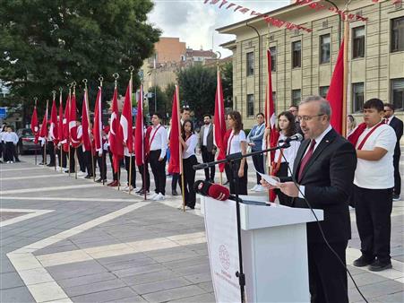 Eskişehir’de Eğitim-Öğretim Yılı ve İlköğretim Haftası töreni