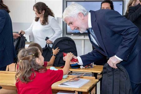 TEI’den Mahmudiye’ye kırtasiye desteği